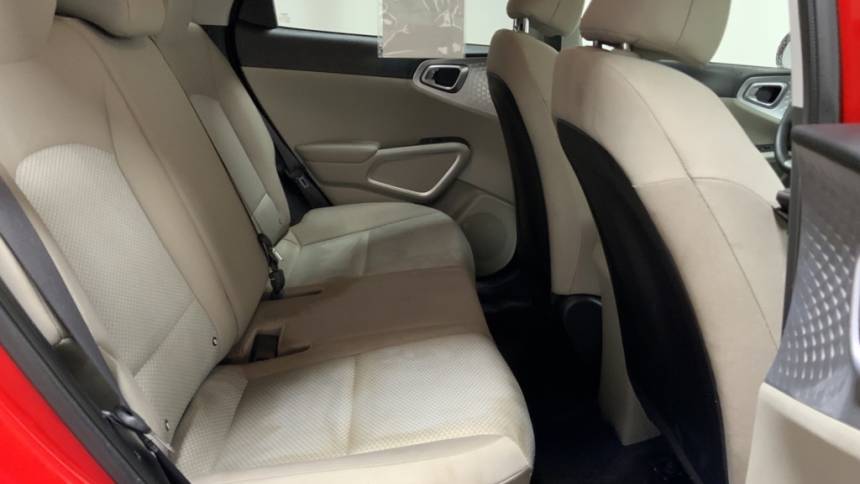 2022 kia soul lx