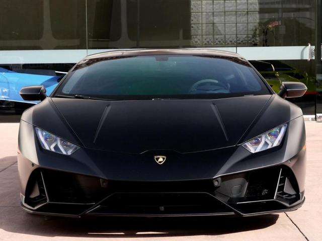 2020 lamborghini huracan evo base