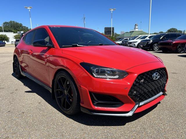 2021 hyundai veloster base