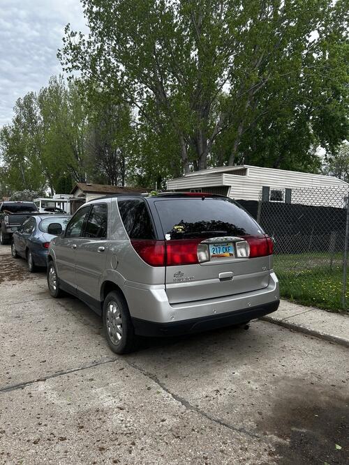 2006 buick rendezvous selling as is 190k new tires heated leather seats with third