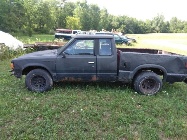 1982 datsun 720 diesel pickup truck for parts or project as-is