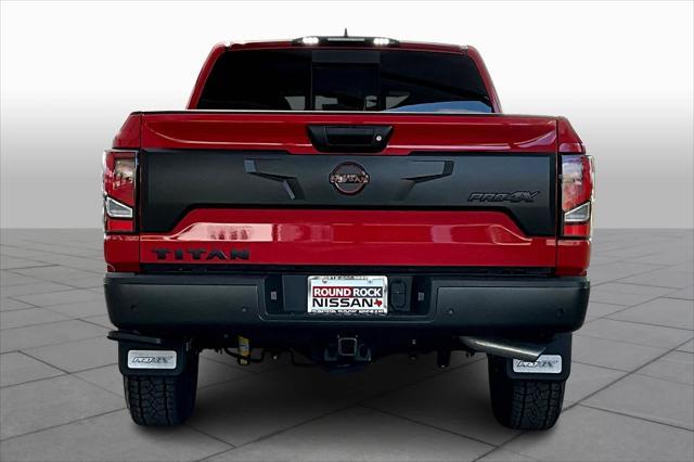 2024 nissan titan pro-4x