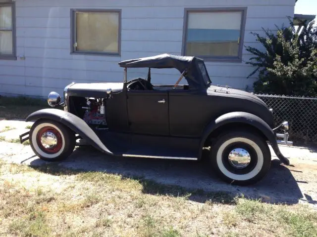 1930 full fender ford roadster