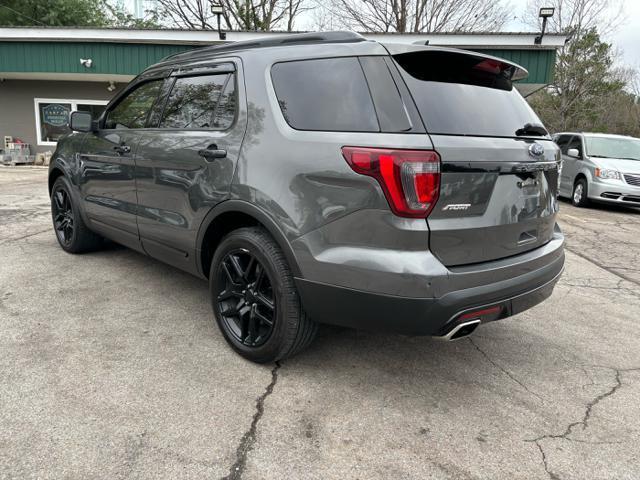 2017 ford explorer sport