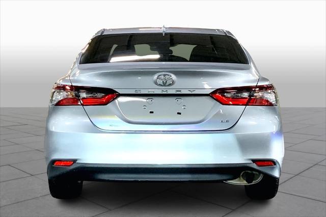2024 toyota camry le