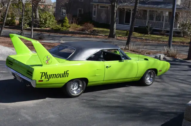 1970 plymouth road runner superbird