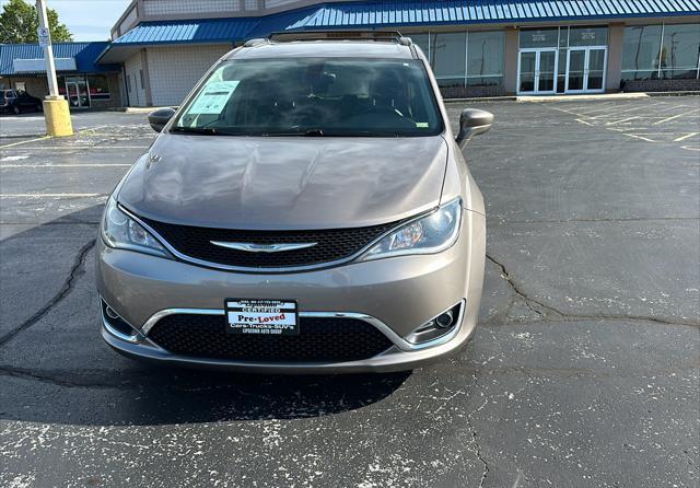 2017 chrysler pacifica touring-l
