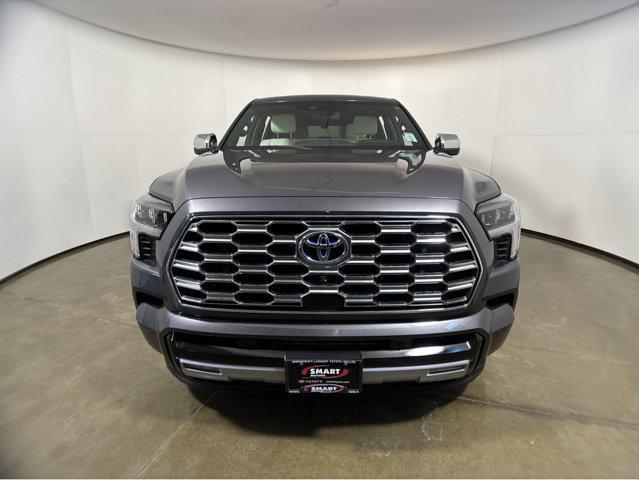 2023 toyota sequoia base