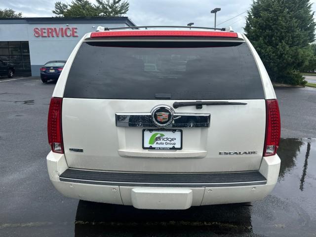 2012 cadillac escalade luxury