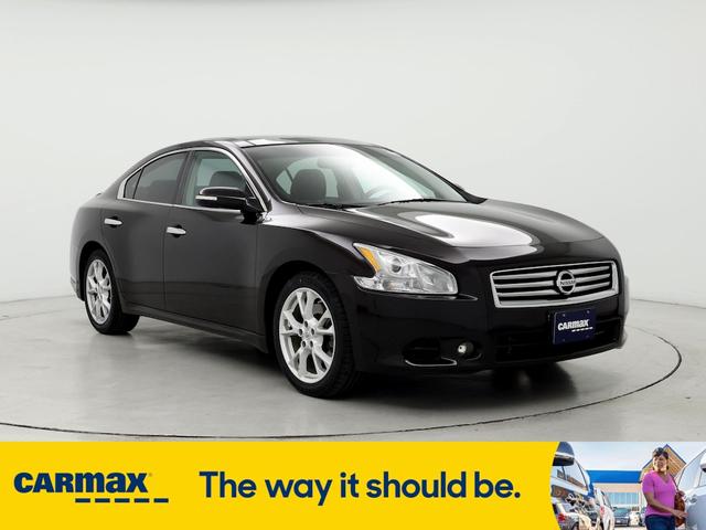 2014 nissan maxima sv