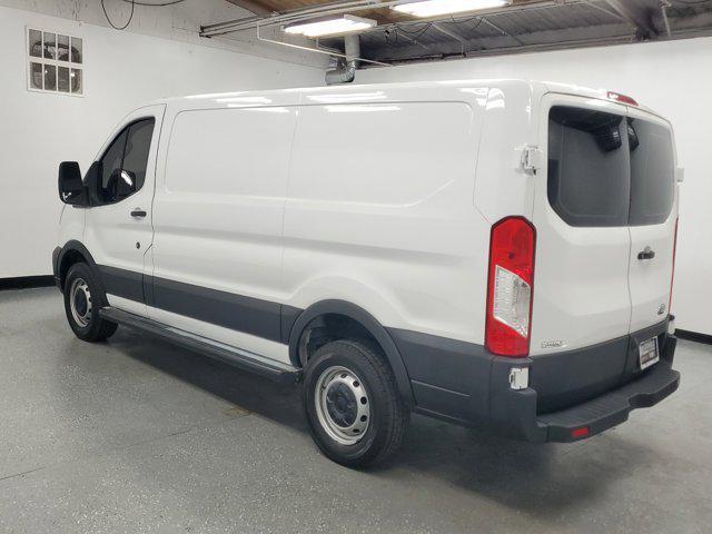 2020 ford transit-150 base