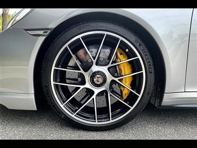 2019 porsche 911 turbo s