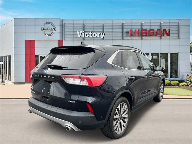 2021 ford escape titanium