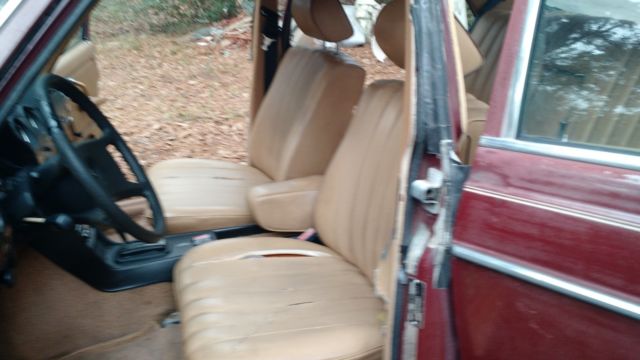 1981 mercedes benz 240d automatic sedan