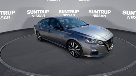 2022 nissan altima 2.5 sr