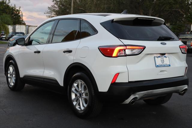 2020 ford escape s