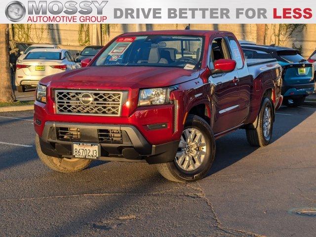 2022 nissan frontier sv