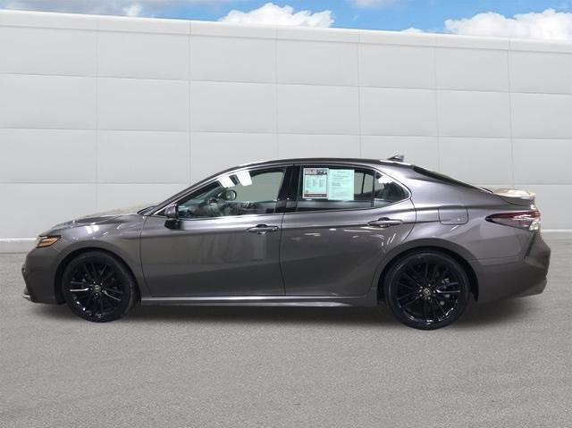 2021 toyota camry xse