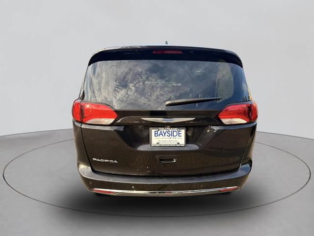 2018 chrysler pacifica touring-l
