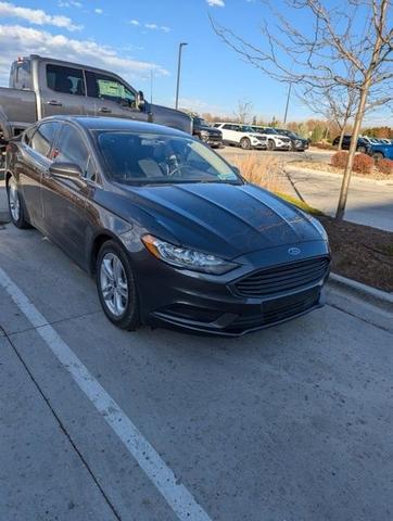 2018 ford fusion se