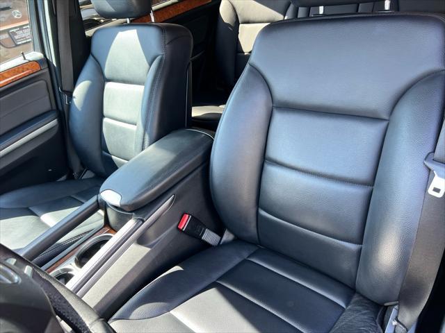 2009 mercedes-benz m-class 4matic 4dr 3.5l