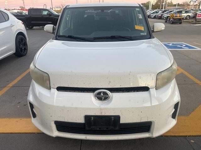 2011 scion xb base