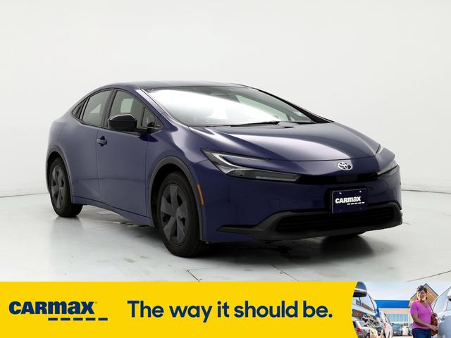 2023 toyota prius le
