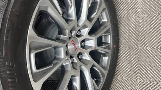2025 GMC Yukon