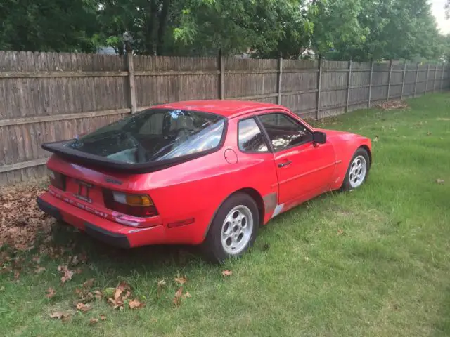 1984 porsche 944 5 speed manual red no interior!!!