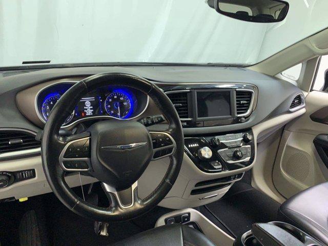 2019 chrysler pacifica in louisville, kentucky