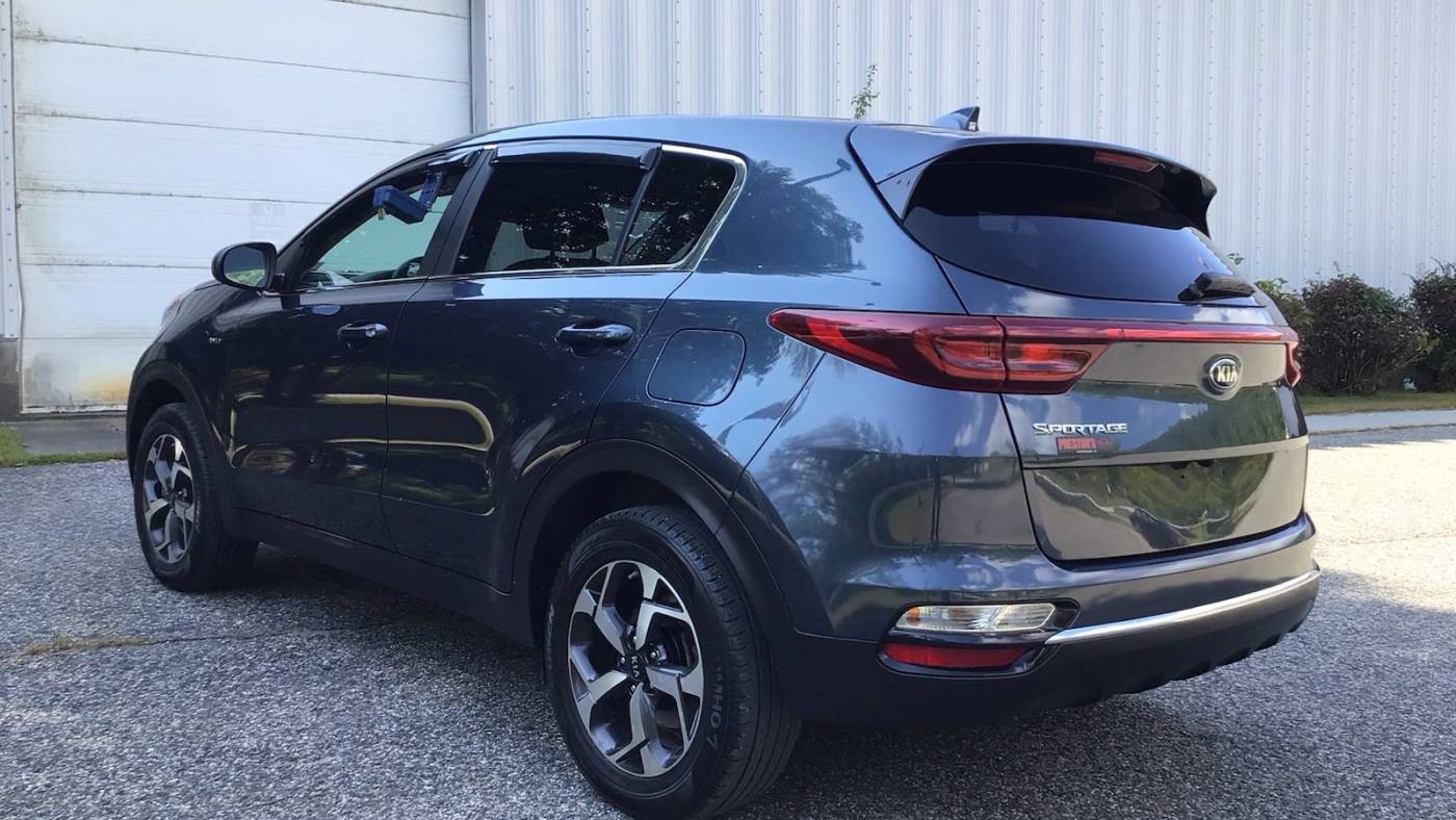 2022 kia sportage lx