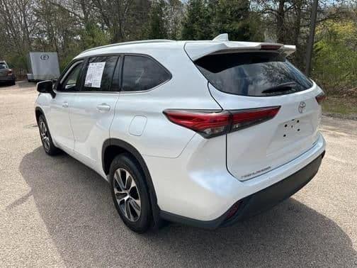 2022 toyota highlander xle in westerly, rhode island