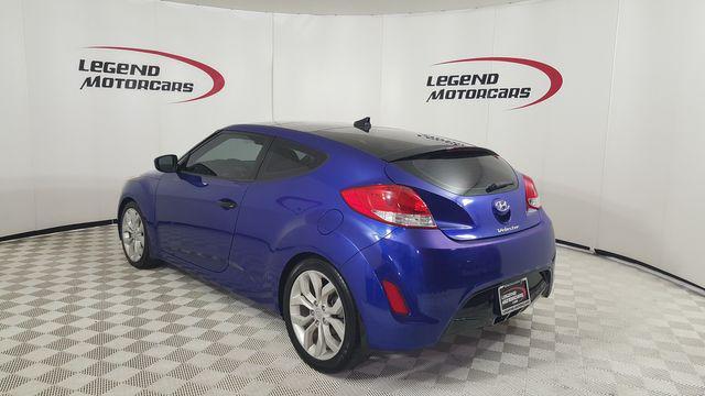 2012 hyundai veloster base