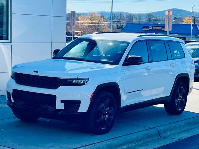 2023 jeep grand cherokee l laredo