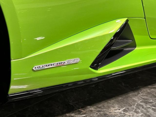2023 lamborghini huracan evo base