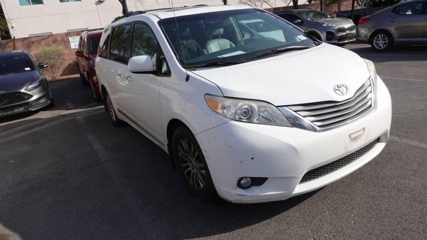 2013 toyota sienna