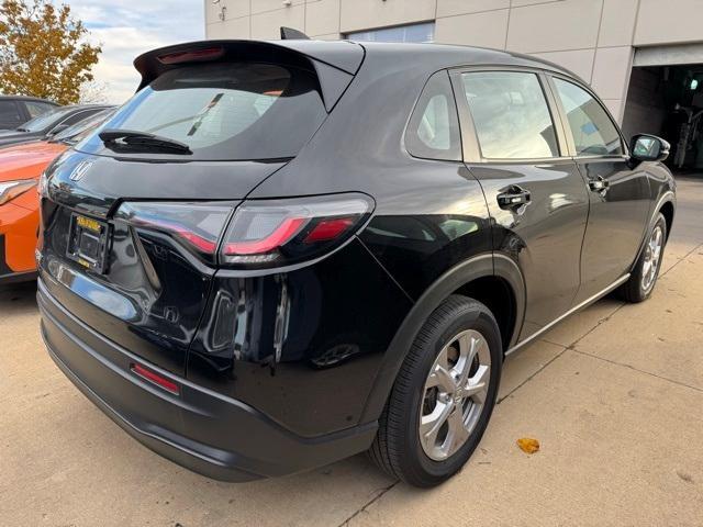 2024 honda hr-v lx