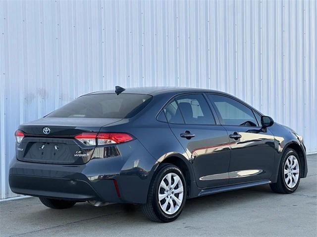 2024 toyota corolla hybrid le
