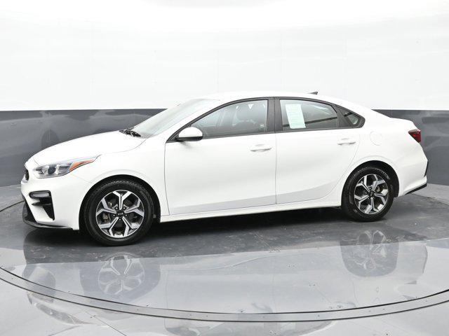 2021 kia forte lxs