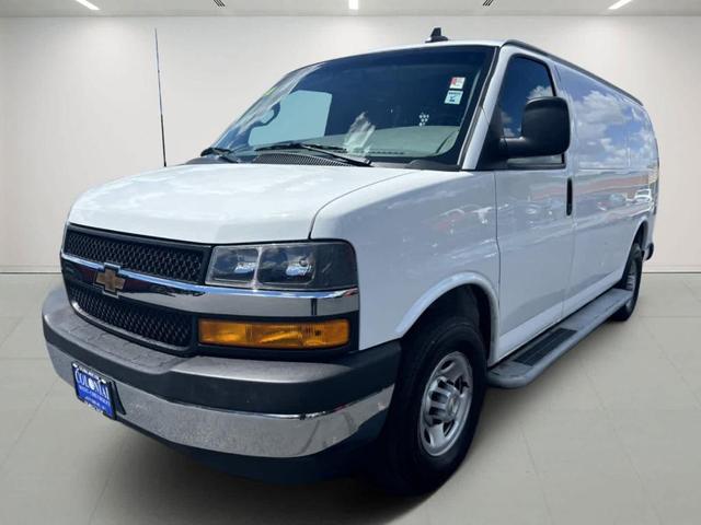 2022 chevrolet express 2500 work van