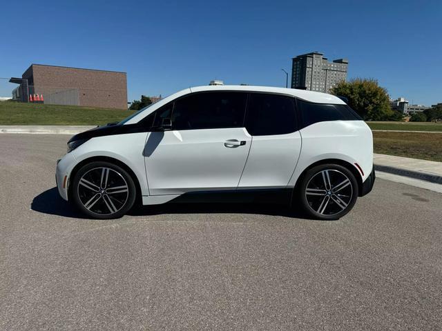 2016 bmw i3 base w/range extender