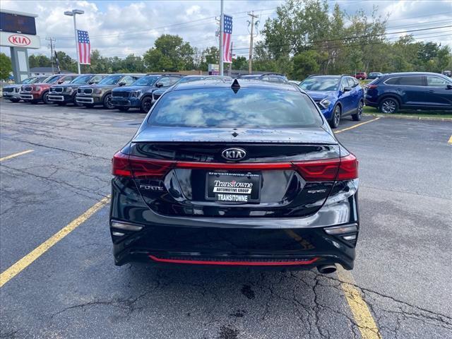2021 kia forte gt-line
