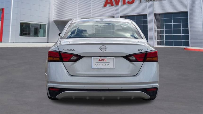 2024 nissan altima 2.5 sv