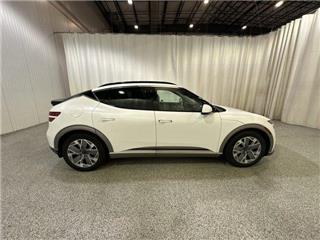 2025 Genesis GV60 standard