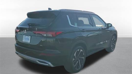 2022 mitsubishi outlander sel