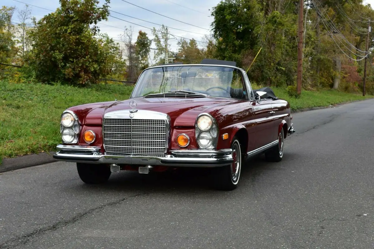 1971 mercedes-benz 280 se 3.5 cabriolet. spectacular restoration, floor shift