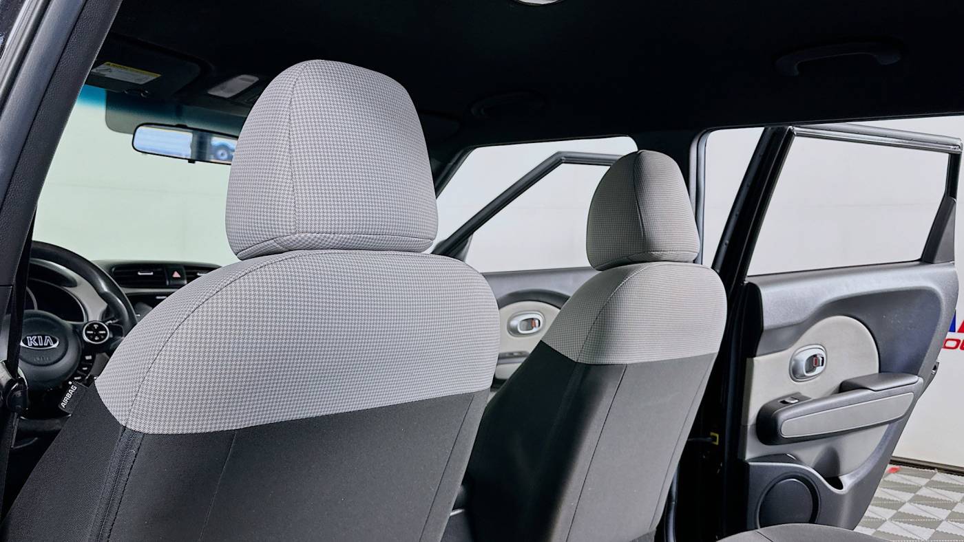 2018 kia soul base