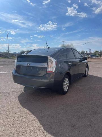 2014 toyota prius plug-in advanced
