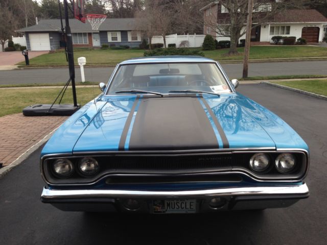 1970 plymouth road runner*383*matching*b5 blue on b5 blue*mint show condition!