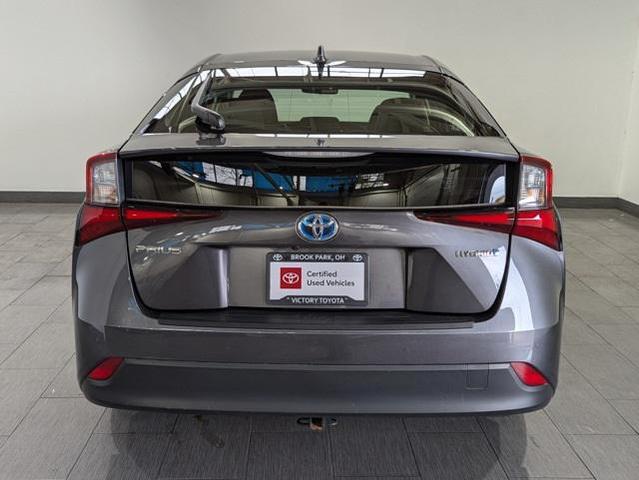 2022 toyota prius le